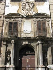 - PIAZZA BOLOGNA  A  PALERMO, UN'OASI DEL TEMPO CHE FU